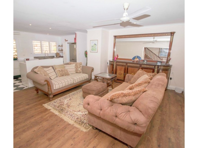 3 Primo Street, Freshwater QLD 4870