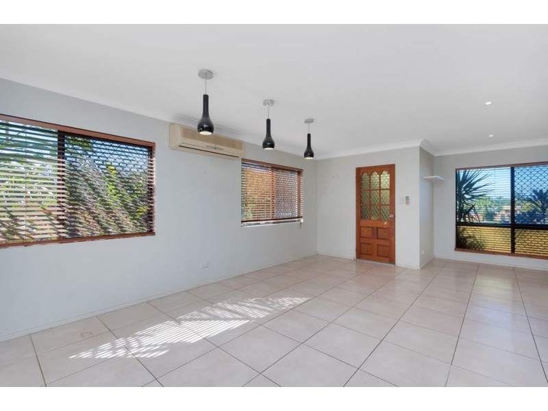 13 Marian Close, Smithfield QLD 4878