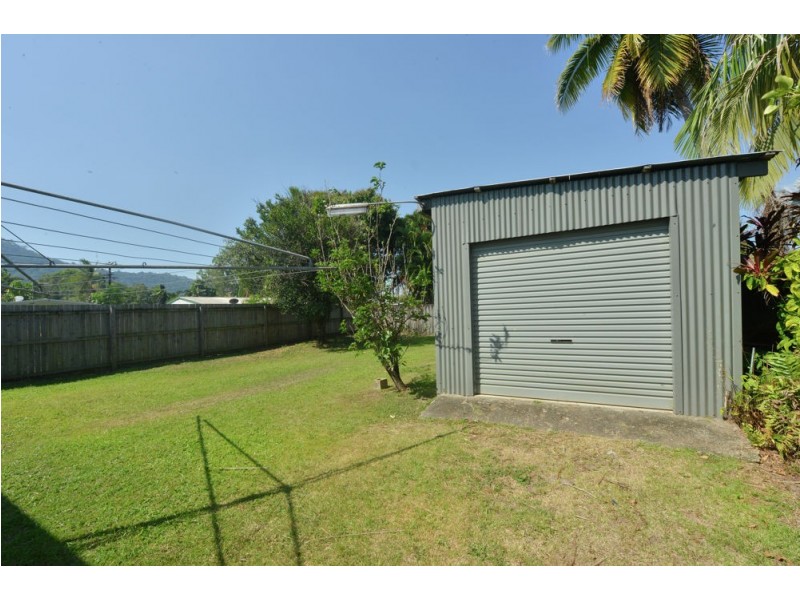 294 Pease Street, Edge Hill QLD 4870