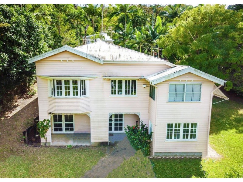 2 Walsh Street, Edge Hill QLD 4870