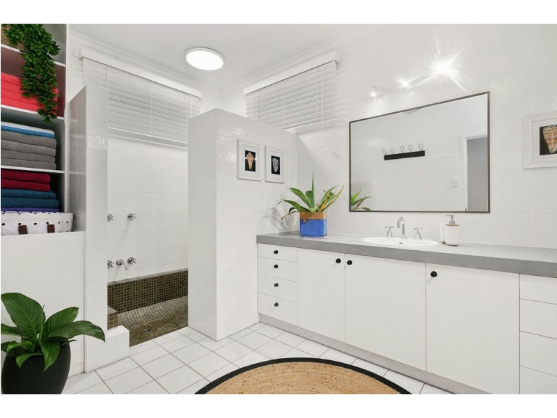 87 Mansfield Street, Earlville QLD 4870