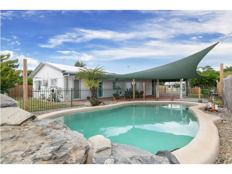 30 Resolution Drive, Bentley Park QLD 4869