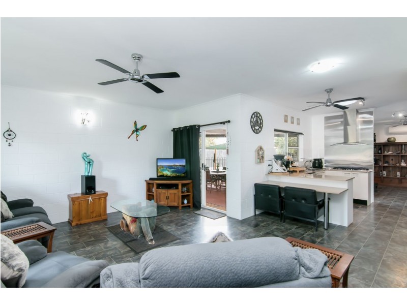 30 Resolution Drive, Bentley Park QLD 4869
