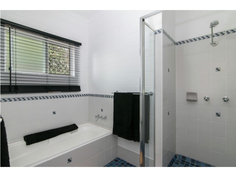 30 Resolution Drive, Bentley Park QLD 4869