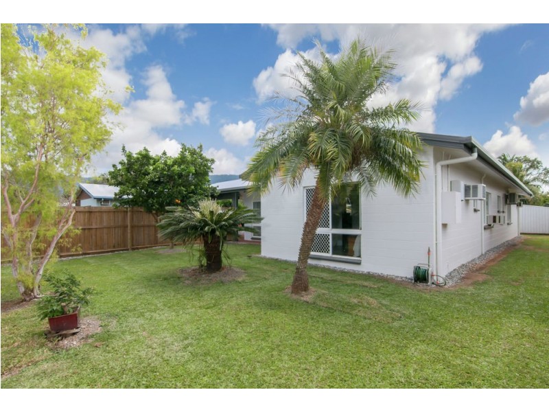 30 Resolution Drive, Bentley Park QLD 4869