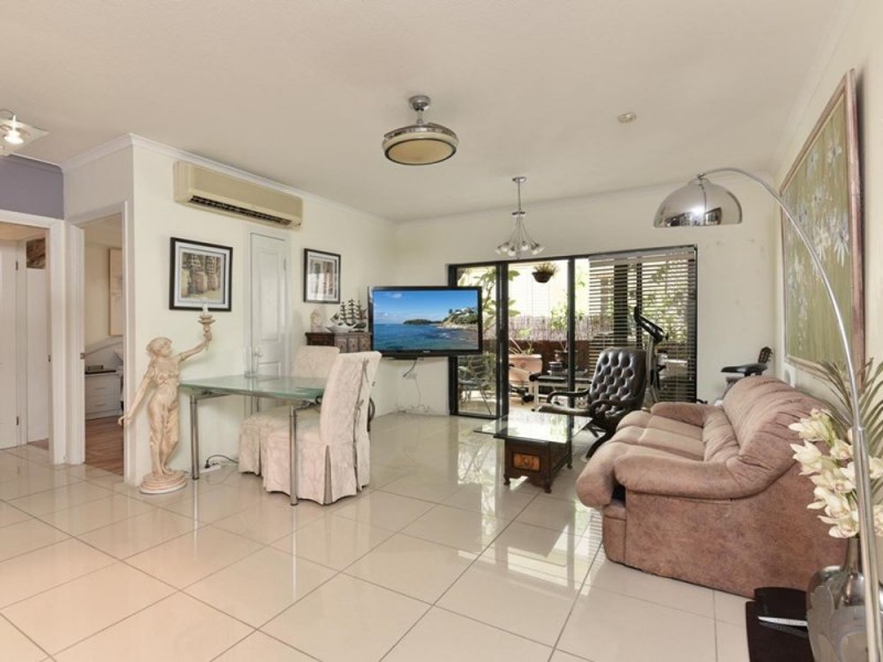 8/108 McLeod Street, Cairns City QLD 4870