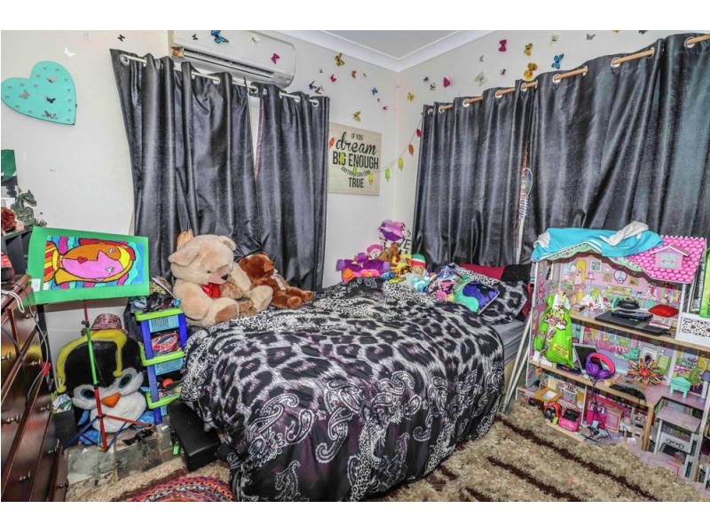 26 Warner Street, Manunda QLD 4870