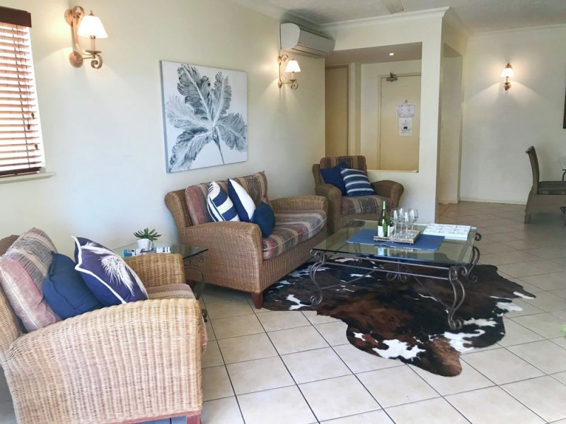 404/2 Greenslopes Street, Cairns North QLD 4870