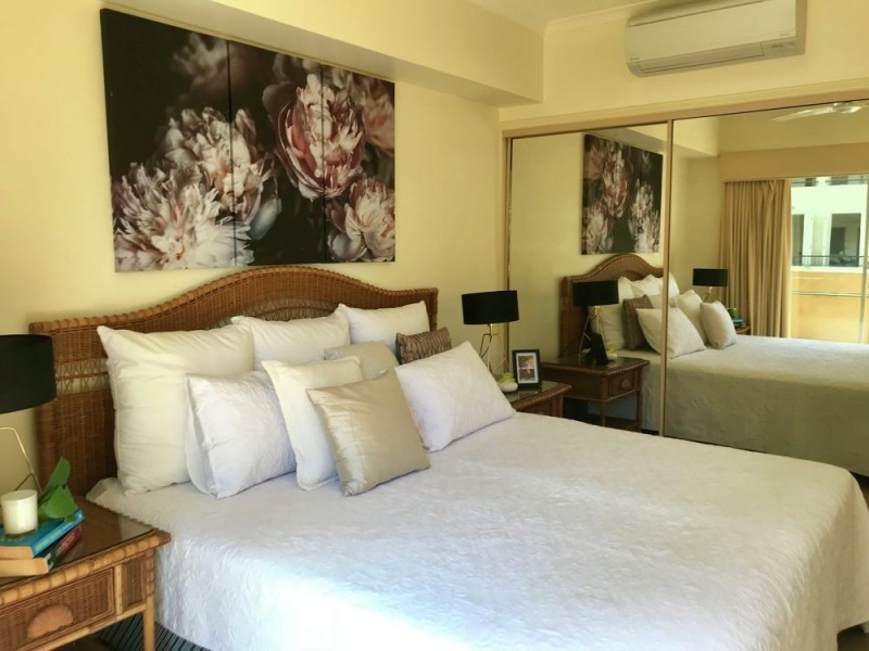 404/2 Greenslopes Street, Cairns North QLD 4870