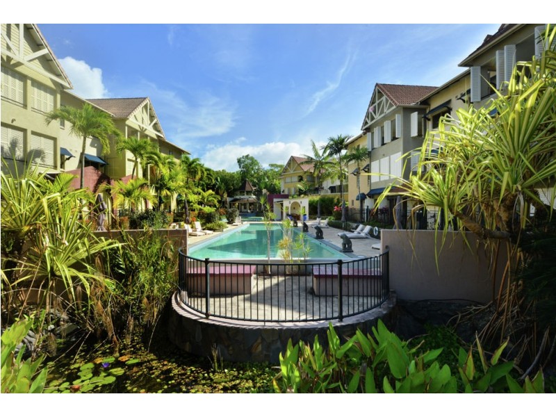 404/2 Greenslopes Street, Cairns North QLD 4870