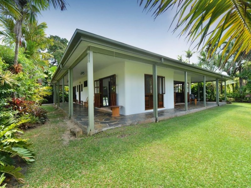 20 Mangano Close, Brinsmead QLD 4870