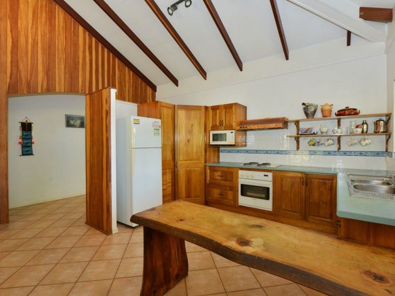 20 Mangano Close, Brinsmead QLD 4870