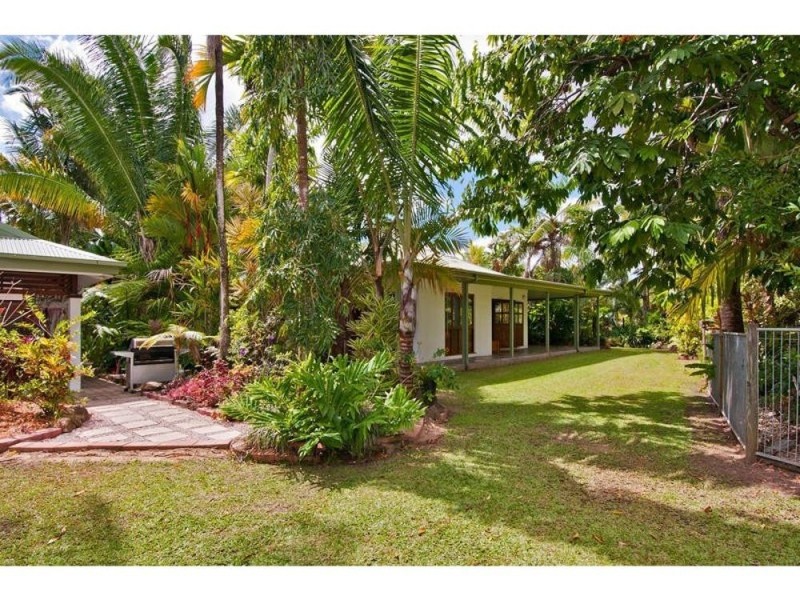 20 Mangano Close, Brinsmead QLD 4870