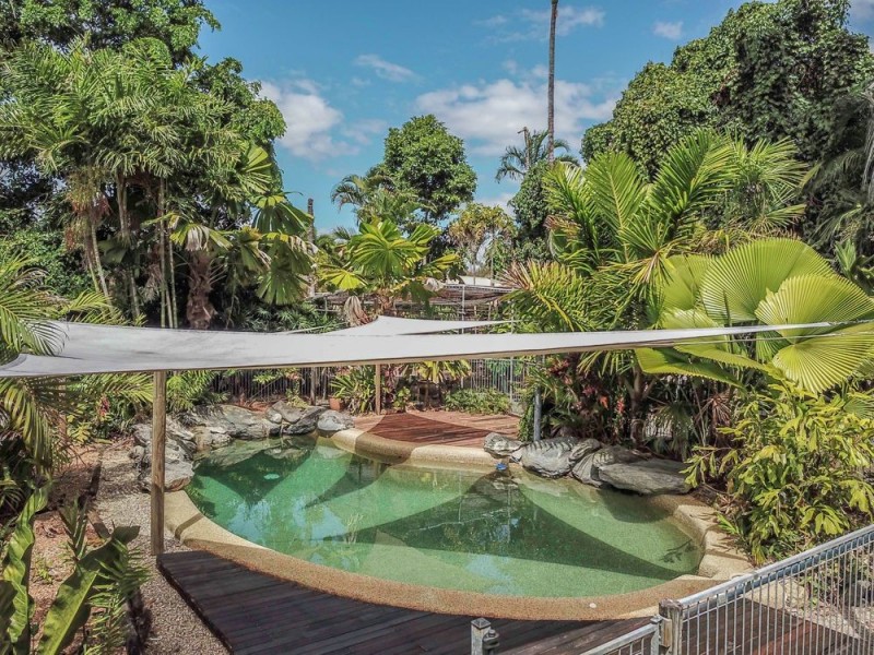 20 Mangano Close, Brinsmead QLD 4870