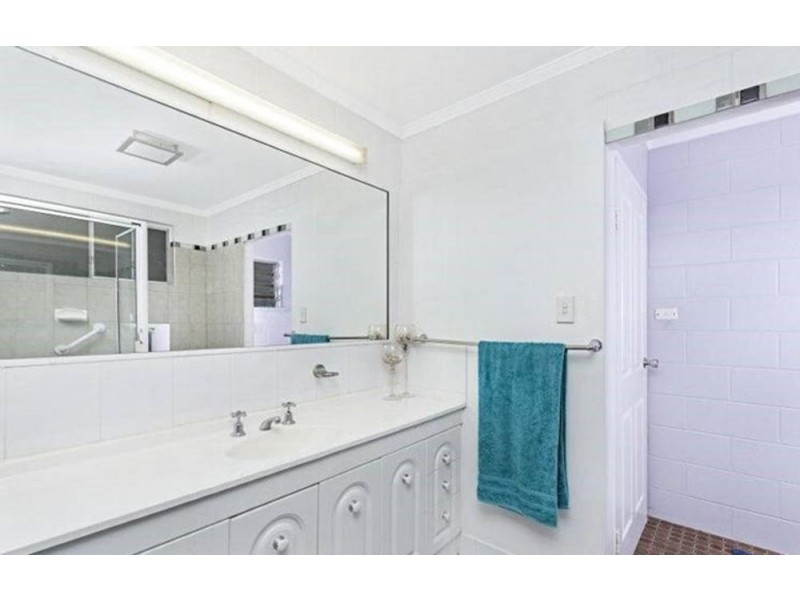 2 Anne Street, Smithfield QLD 4878