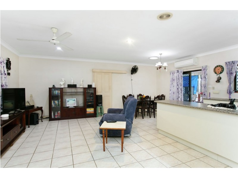 73 McLaughlin Road, Bentley Park QLD 4869