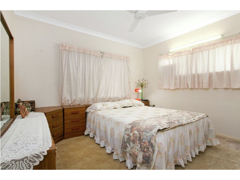 73 McLaughlin Road, Bentley Park QLD 4869