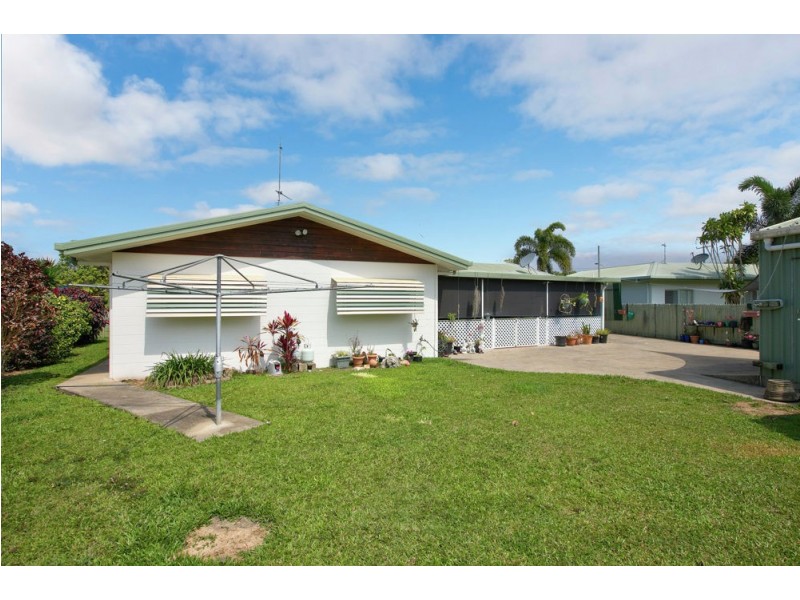73 McLaughlin Road, Bentley Park QLD 4869