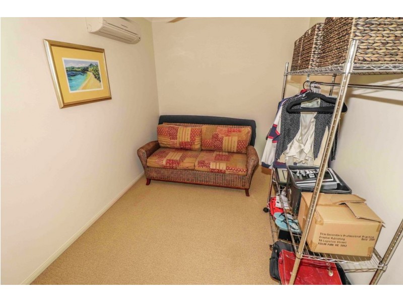 1759 2 Greenslopes Street, Cairns North QLD 4870