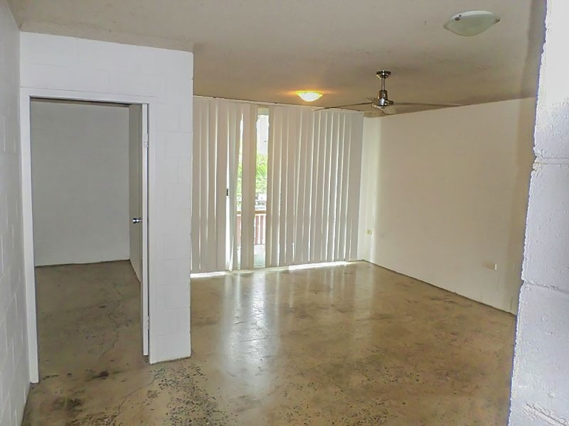 15/186 Lake Street, Cairns North QLD 4870