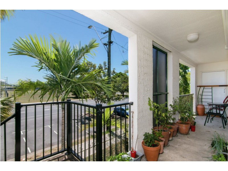 5/112 Digger Street, Cairns North QLD 4870