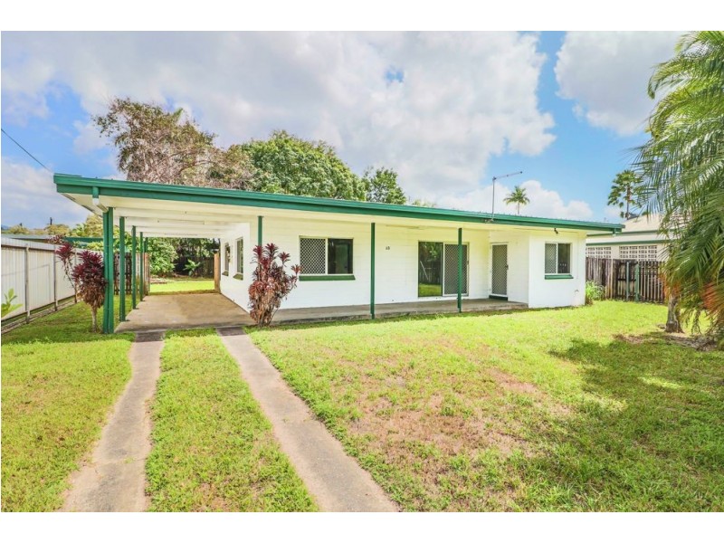 68 Cochrane Street, Mooroobool QLD 4870