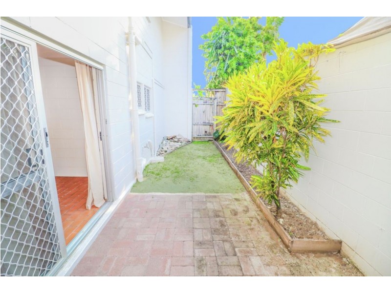 7/10 Crathern Close, Edge Hill QLD 4870