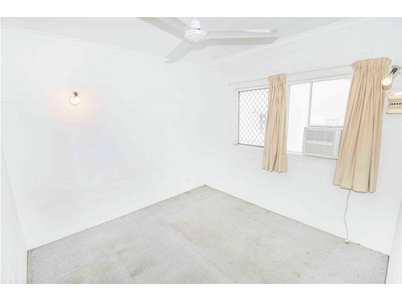 8/37-39 Winkworth Street, Bungalow QLD 4870