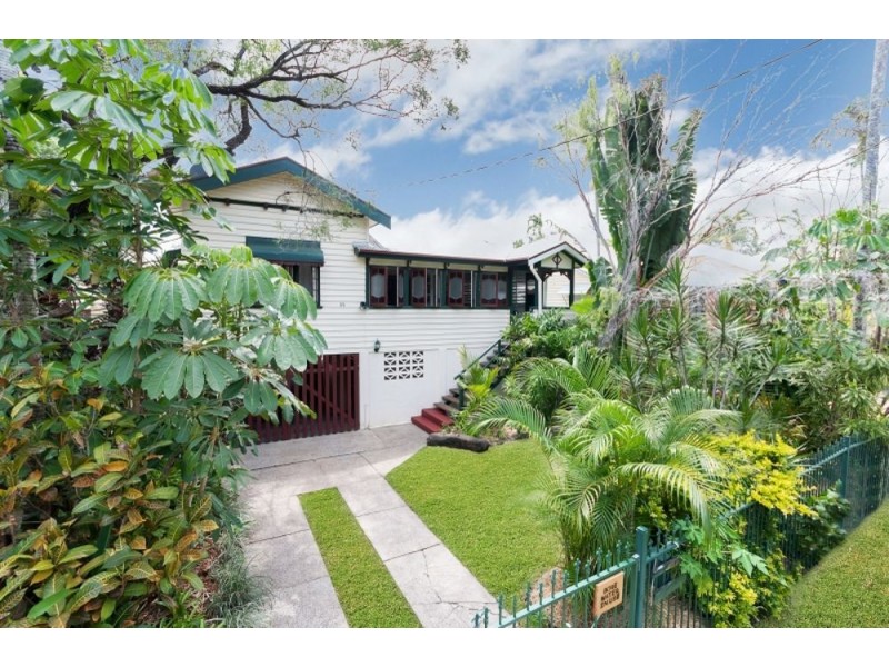 22 Cairns Street, Cairns North QLD 4870
