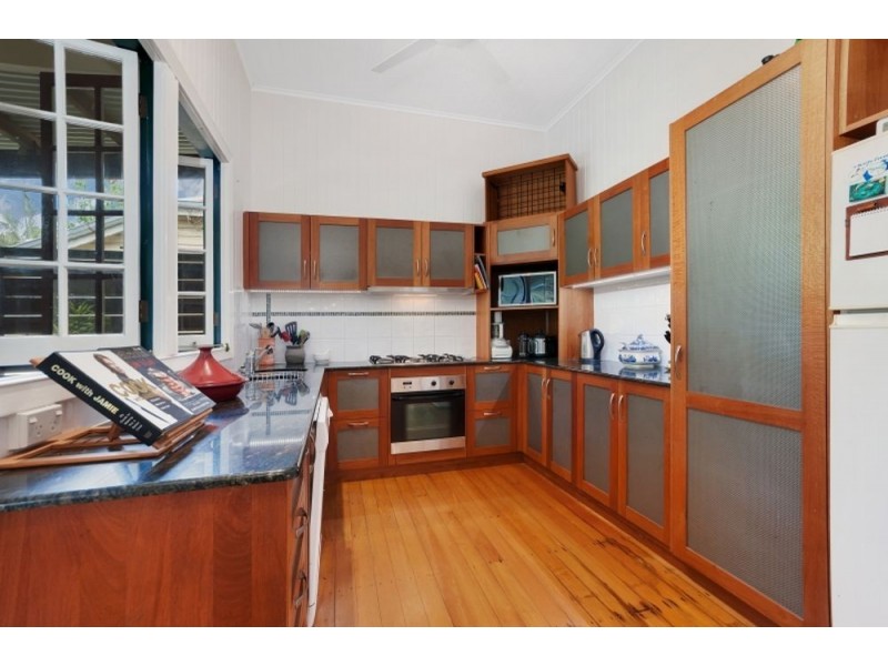 22 Cairns Street, Cairns North QLD 4870