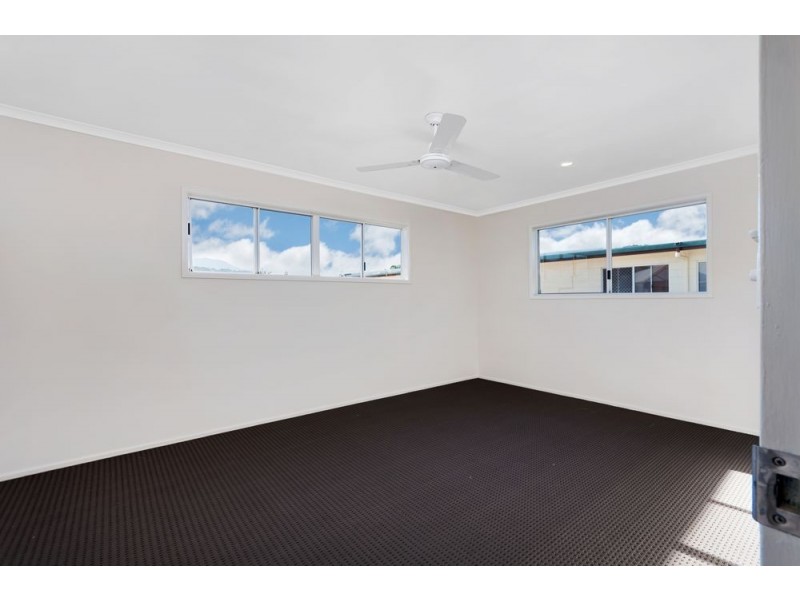 13, 11-12 Maytown Close, Manoora QLD 4870