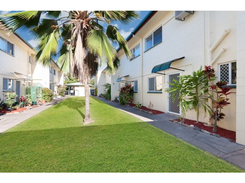 13, 11-12 Maytown Close, Manoora QLD 4870