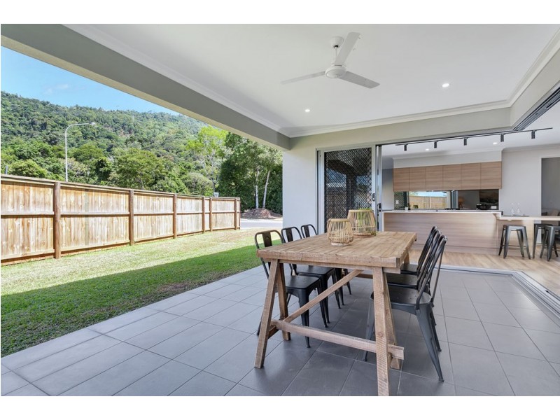 15 Whipbird Drive, Smithfield QLD 4878