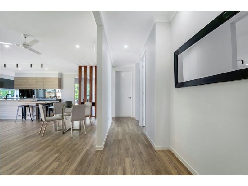 15 Whipbird Drive, Smithfield QLD 4878