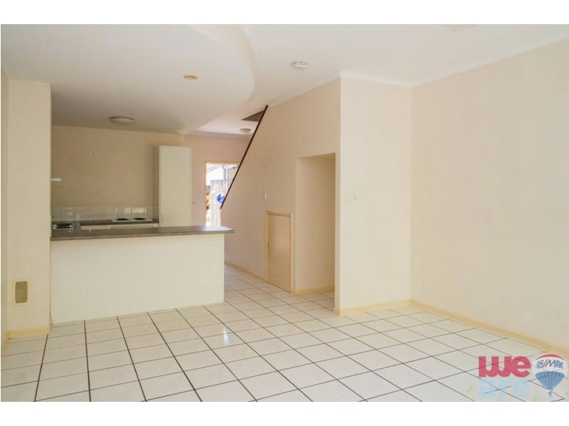 9/40 Springfield Crescent, Manoora QLD 4870