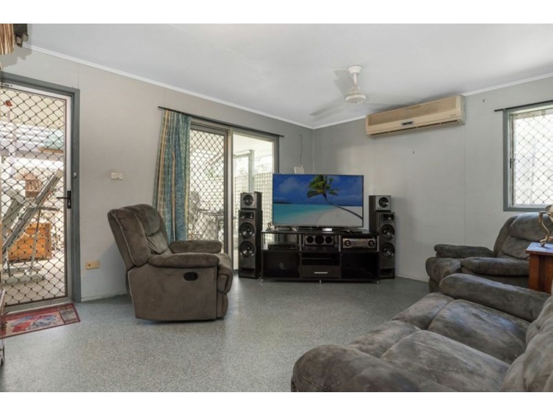 3 Ronto Close, Manoora QLD 4870