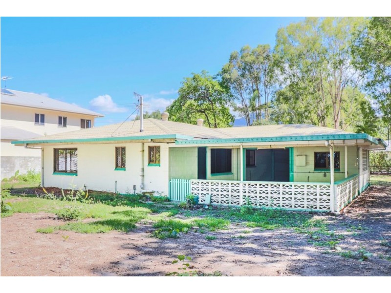 74 Kewarra Street, Kewarra Beach QLD 4879
