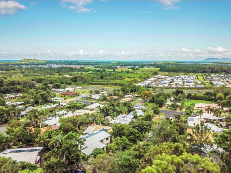 15 Bena Street, Smithfield QLD 4878