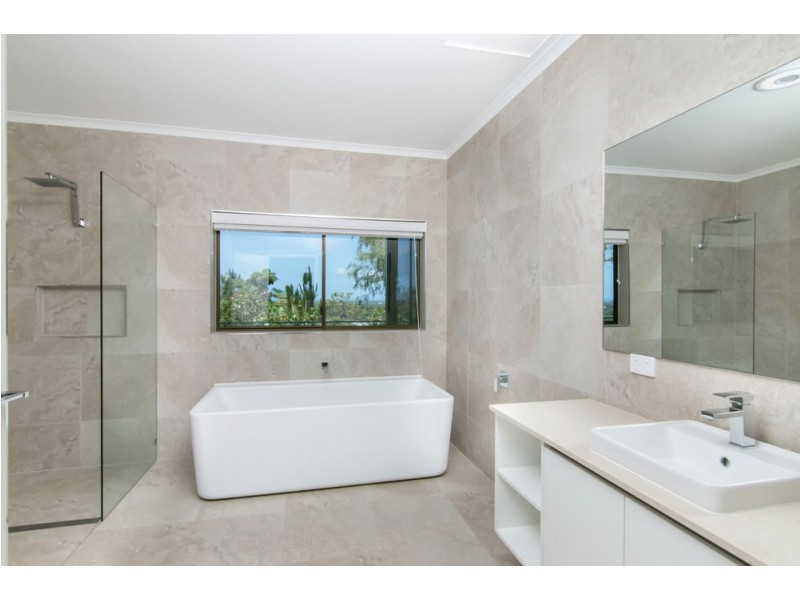 15 Bena Street, Smithfield QLD 4878