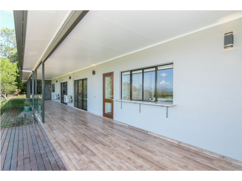 15 Bena Street, Smithfield QLD 4878
