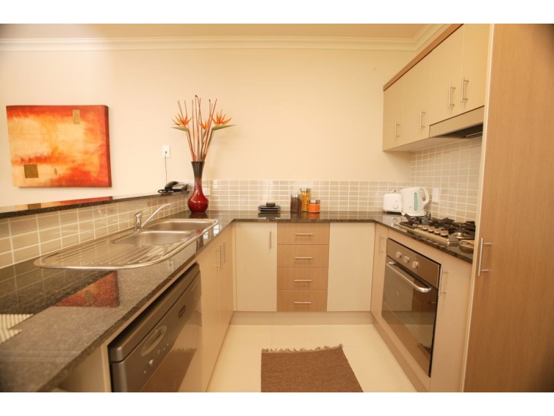 1322 12 Gregory Street, Westcourt QLD 4870