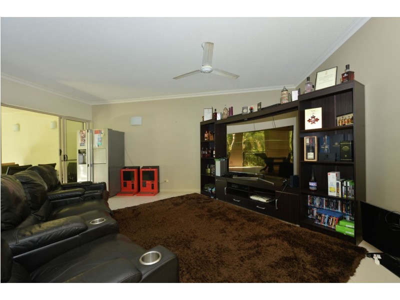 115 12 Gregory Street, Westcourt QLD 4870