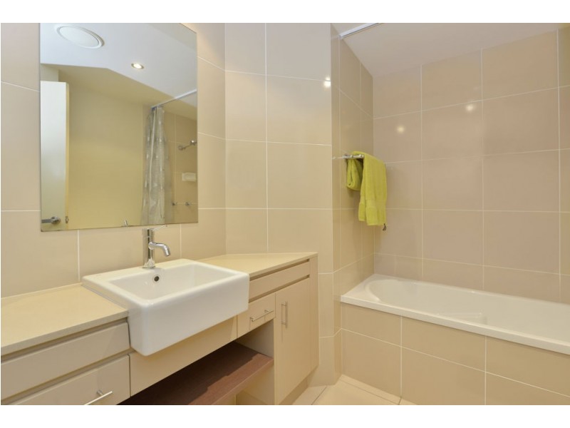 115 12 Gregory Street, Westcourt QLD 4870