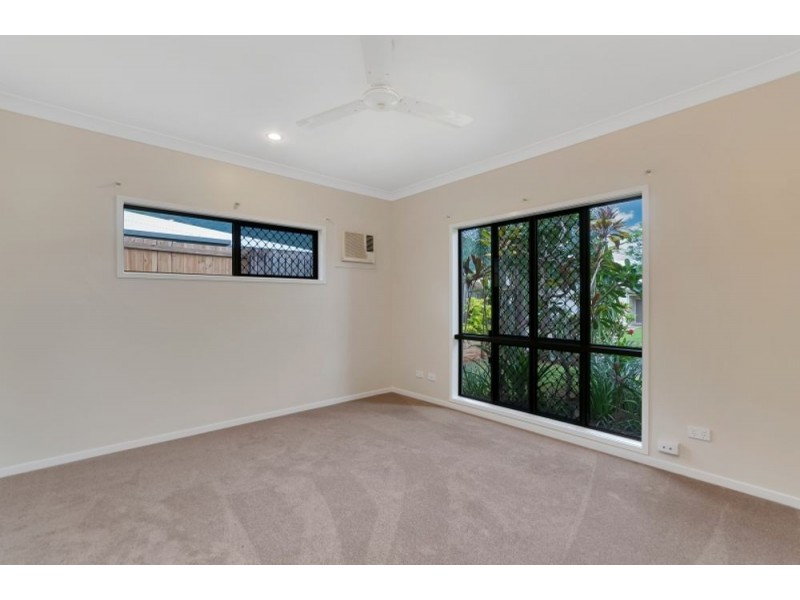 19 Lillipilli Street, Redlynch QLD 4870
