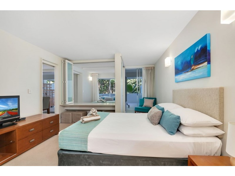 3206 / 2-22 Veivers Road, Palm Cove QLD 4879