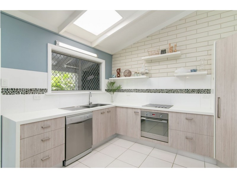 13 Jessie Close, Yorkeys Knob QLD 4878