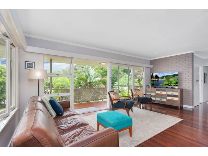 80 Hillview Crescent, Whitfield QLD 4870