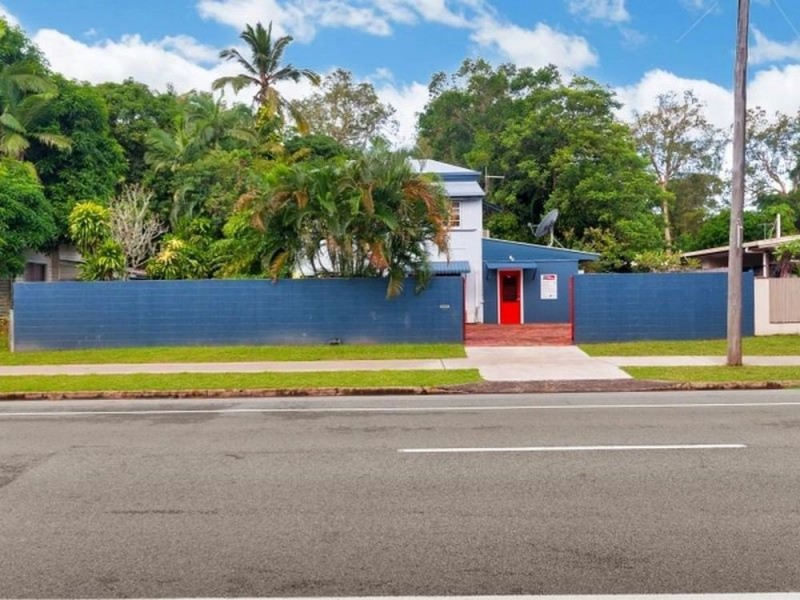 184 Pease Street, Manoora QLD 4870