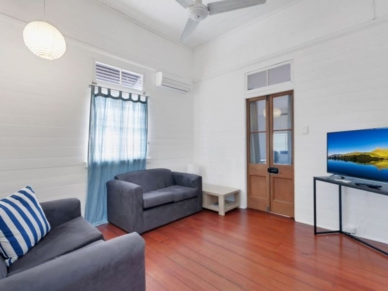 184 Pease Street, Manoora QLD 4870