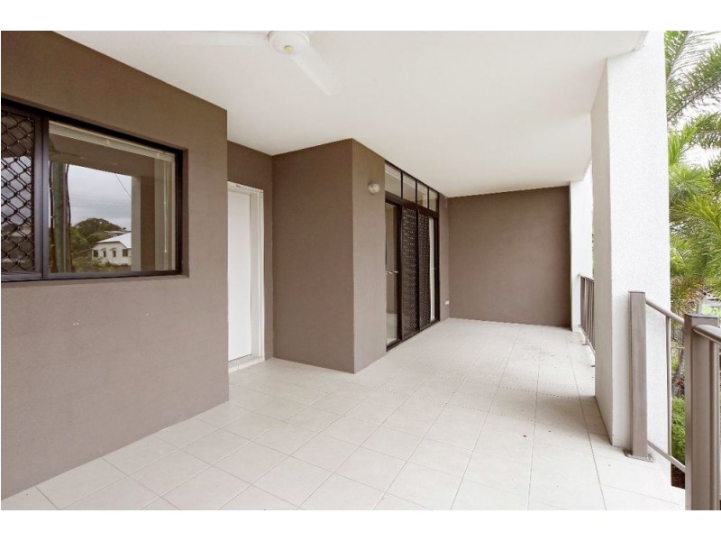 2/97-99 Martyn Street, Parramatta Park QLD 4870